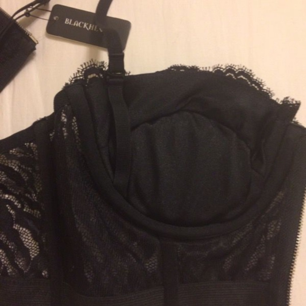 Blackheart Bustier - Picture 3 of 5